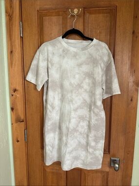 a new day Tie-Dye T-Shirt Dress in Light Gray and White